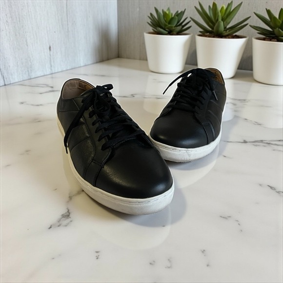 Skechers Street Men's Air-Cooled Wide Fit Memory Foam Black Size 10.5 - Picture 1 of 8